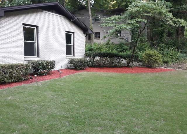 Property at 3629 Embry Cir, Atlanta, GA 30341, 3 beds, 2.5 baths