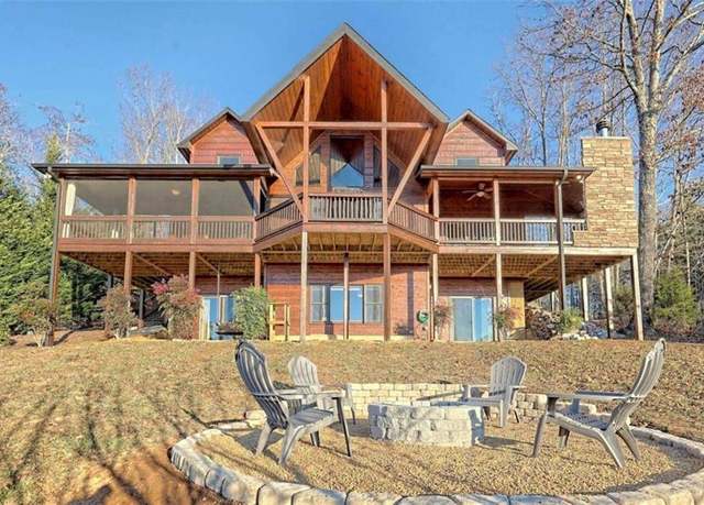 Property at 25 White Eagle Trl, Mineral Bluff, GA 30559, 5 beds, 3.5 baths