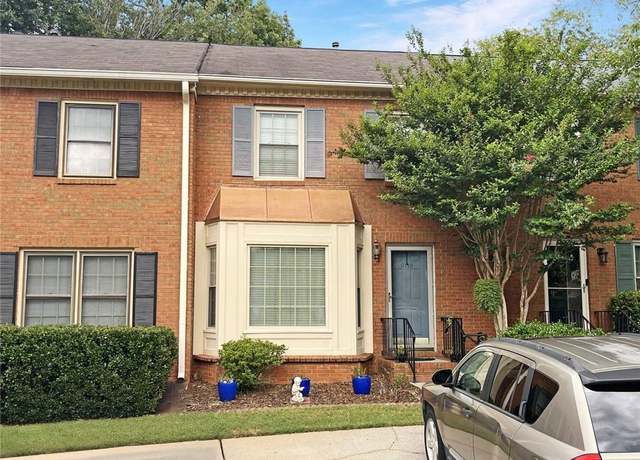 Property at 9119 Cobbler Ct, Roswell, GA 30076, 2 beds, 2.5 baths