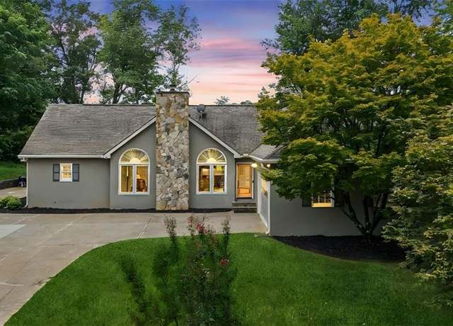 Property at 1835 Goldmine Dr, Cumming, GA 30040, 3 beds, 2 baths