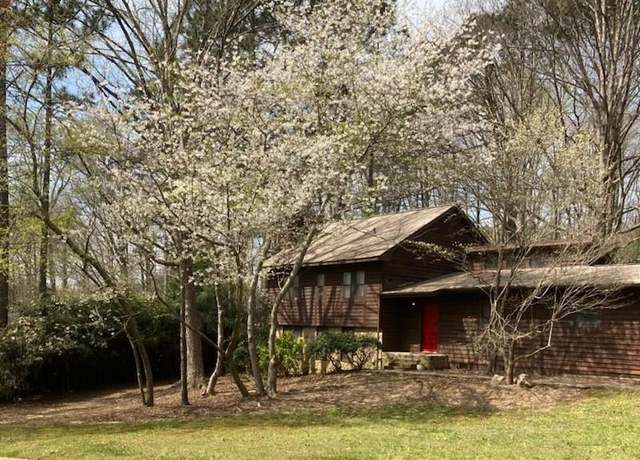 Property at 3315 Canterbury Trl, Rex, GA 30273, 3 beds, 2.5 baths