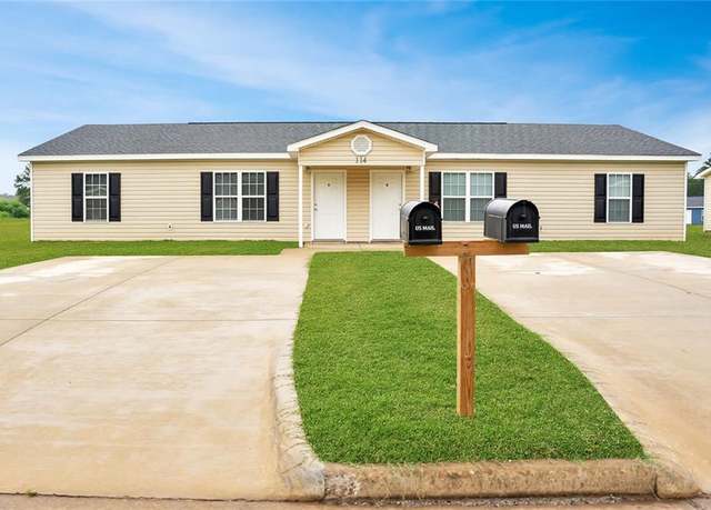 Property at 114 Ronald Pride Blvd, Fort Valley, GA 31030, 6 beds, 4 baths