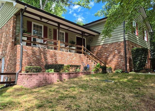Property at 4094 Carlisle Pl, Stone Mountain, GA 30083, 4 beds, 2.5 baths