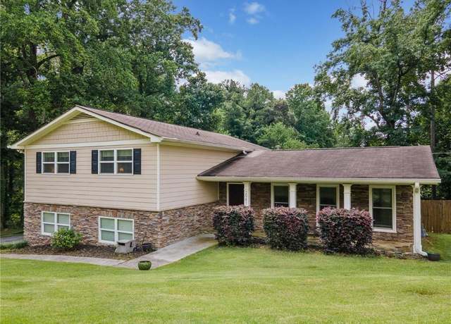 Property at 2941 Foothill Trl, Marietta, GA 30066, 4 beds, 2.5 baths