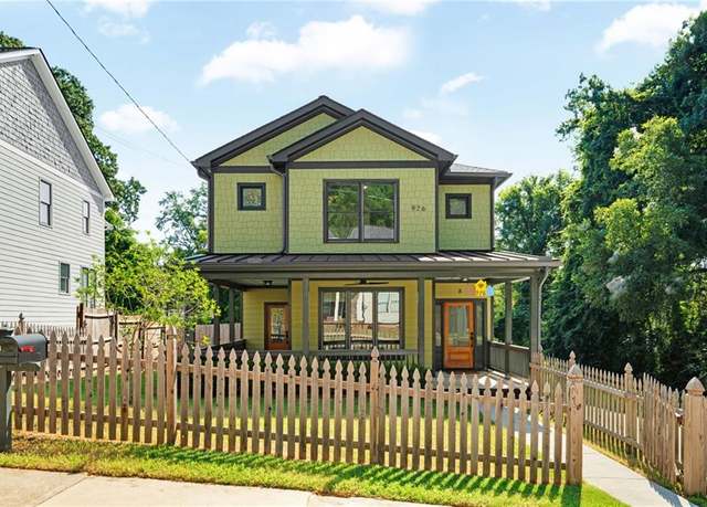 Property at 976 Dunning St SE, Atlanta, GA 30315, 3 beds, 2.5 baths