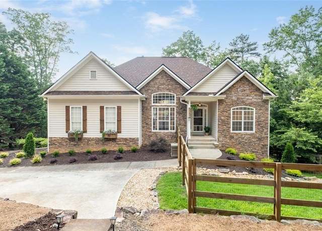 Property at 1745 Habersham Marina Rd, Cumming, GA 30041, 5 beds, 3 baths