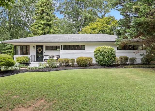 Property at 713 Meadowbrook Ln NE, Marietta, GA 30060, 3 beds, 2 baths