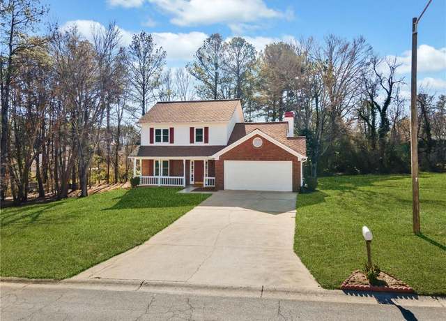Property at 4496 Whitt Station Run NW, Acworth, GA 30101, 3 beds, 2.5 baths
