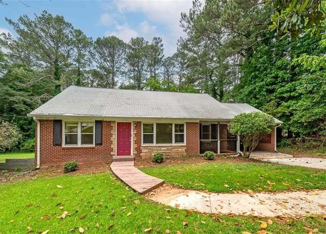 Property at 3080 Lynhurst Cir, Atlanta, GA 30311, 3 beds, 2 baths