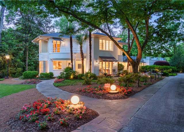 Property at 1020 W Wesley Rd NW, Atlanta, GA 30327, 3 beds, 3.5 baths