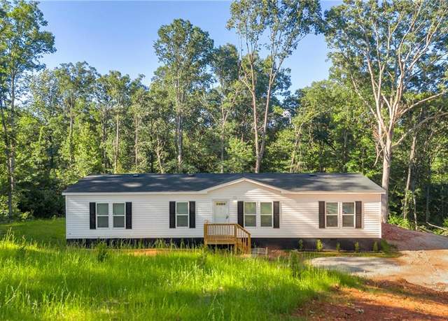 Property at 31 Dons Ct, Royston, GA 30662, 4 beds, 2 baths