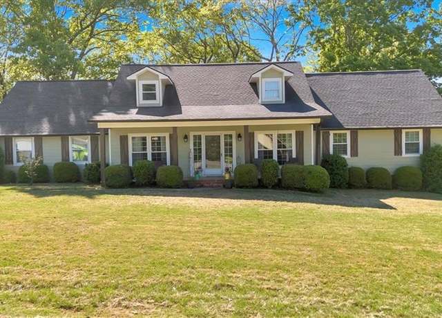 Property at 40 Wellington Way SE, Rome, GA 30161, 4 beds, 3 baths