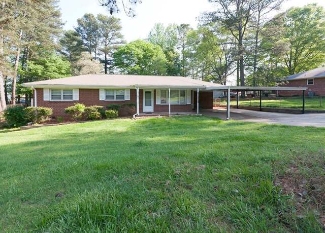 Property at 1224 Skyview Cir SW, Mableton, GA 30126, 3 beds, 1.5 baths