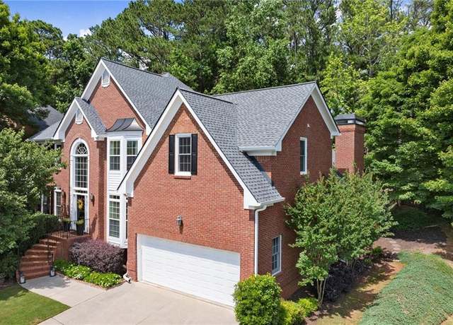 Property at 220 Webley Ln, Alpharetta, GA 30022, 5 beds, 4.5 baths