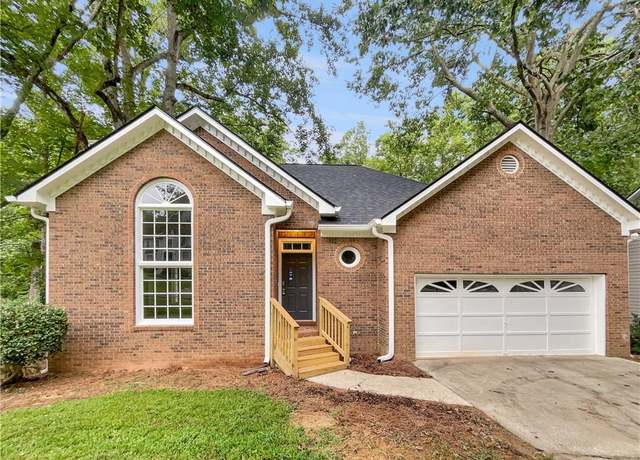 Property at 117 Radford Cir SW, Marietta, GA 30060, 3 beds, 2.5 baths