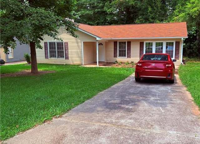 Property at 6103 Chaseland Dr, Rex, GA 30273, 3 beds, 2 baths