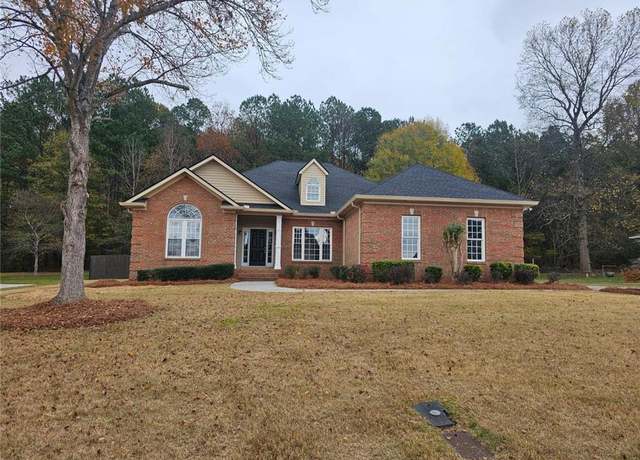 Property at 22 Club View Dr SE, Rome, GA 30161, 3 beds, 2 baths