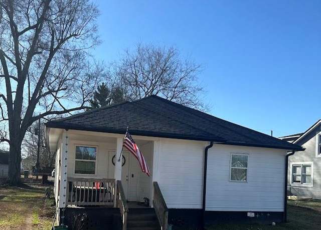 Property at 569 Lane St, Rockmart, GA 30153, 3 beds, 2 baths