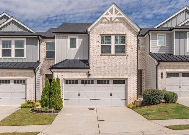 Property at 768 Ironhorse Ln SW, Mableton, GA 30126, 3 beds, 2.5 baths