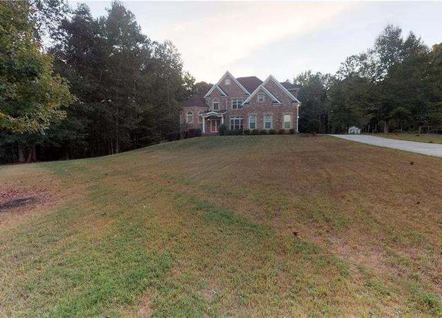 Property at 4255 Ben Hill Rd, Atlanta, GA 30349, 5 beds, 6 baths