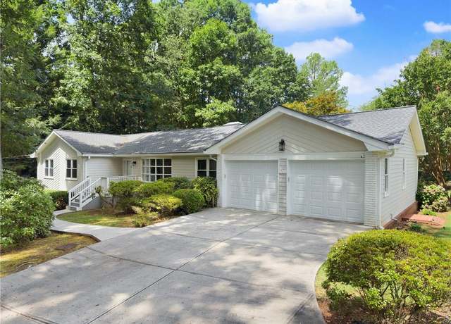 Property at 3663 Stonelake Ct SW, Lilburn, GA 30047, 4 beds, 2.5 baths