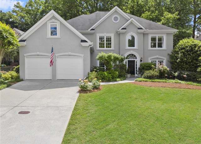 Property at 4055 Vinings Mill Trl SE, Smyrna, GA 30080, 5 beds, 4 baths