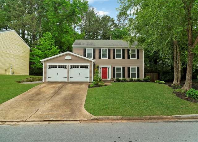 Property at 2640 Garland Way, Duluth, GA 30096, 4 beds, 2.5 baths