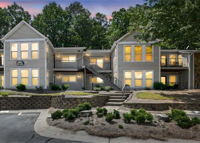 Property at 3113 Lake Pointe Cir, Roswell, GA 30075, 2 beds, 2 baths
