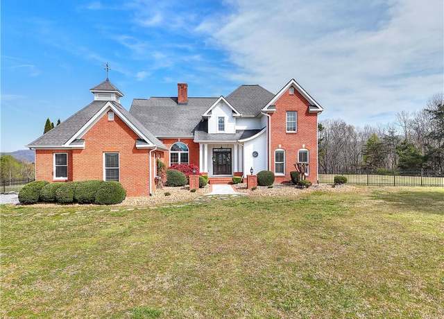 Property at 139 Harris Ln, La Fayette, GA 30728, 3 beds, 2.5 baths