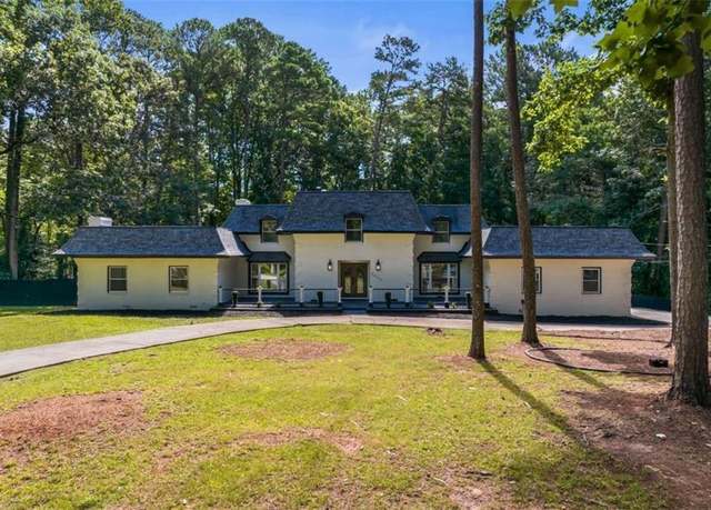 Property at 2023 Stoneleigh Dr, Stone Mountain, GA 30087, 5 beds, 5.5 baths