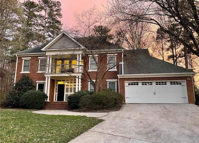 Property at 4649 Equestrian Way, Atlanta, GA 30338, 3 beds, 2.5 baths