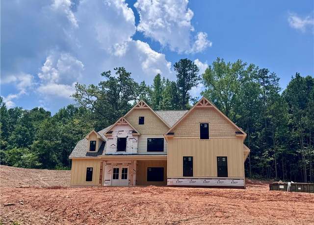 Property at 133 West Lake Blvd, Carrollton, GA 30116, 6 beds, 5 baths