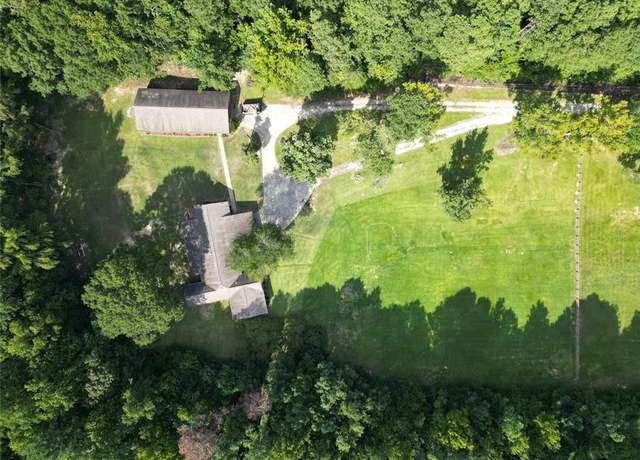 Property at 3080 Wallace Rd, Buford, GA 30519, 6 beds, 4 baths