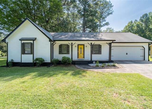 Property at 10100 Clearview Dr NW, Covington, GA 30014, 3 beds, 2 baths