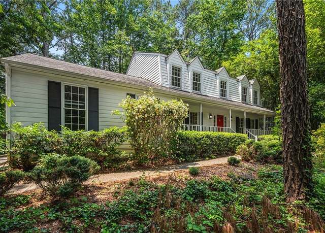 Property at 1229 Colony Cir, Marietta, GA 30068, 4 beds, 2.5 baths