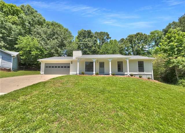 Property at 2492 Wild Rose Cir, Lawrenceville, GA 30044, 3 beds, 2 baths