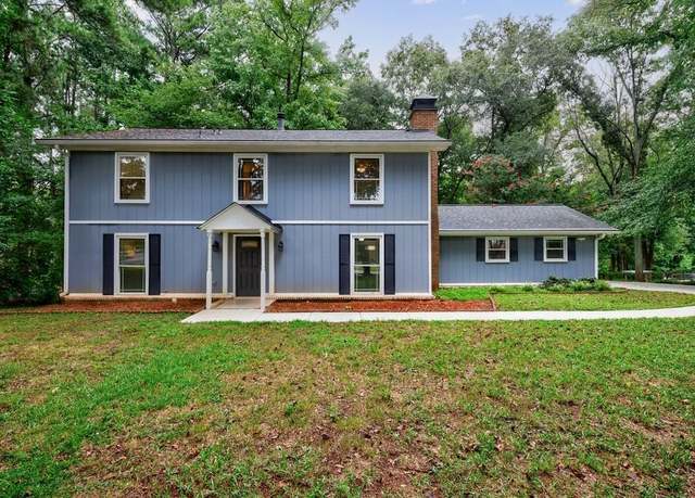 Property at 11465 Elkins Rd, Roswell, GA 30076, 4 beds, 2.5 baths