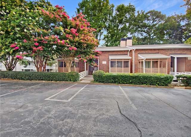 Property at 309 Quail Run, Roswell, GA 30076, 3 beds, 2 baths
