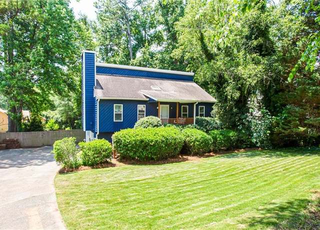 Property at 737 Polk St NW, Marietta, GA 30064, 3 beds, 2 baths