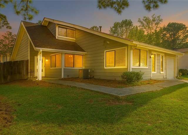Property at 4650 Heather Ct, Union City, GA 30291, 4 beds, 2.5 baths
