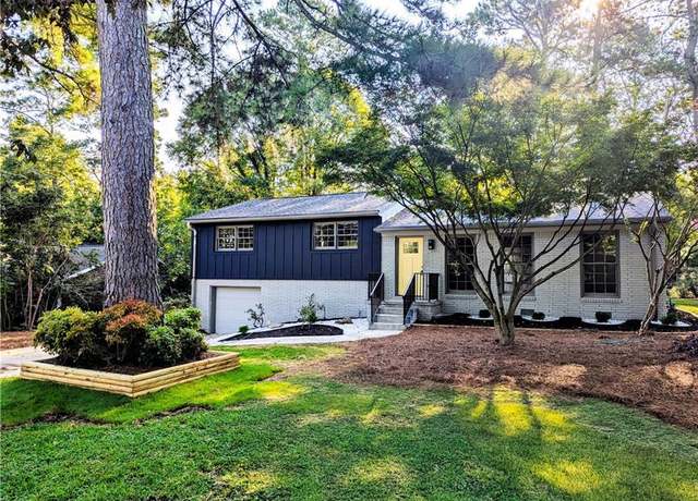 Property at 723 Monticello Way SE, Marietta, GA 30067, 3 beds, 2 baths