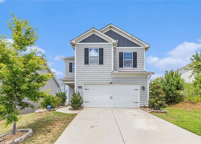 Property at 3350 Clawing Hawk Way, Douglasville, GA 30135, 3 beds, 2.5 baths