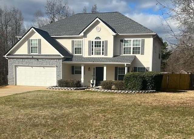 Property at 215 Bradley St, Covington, GA 30016, 4 beds, 2.5 baths