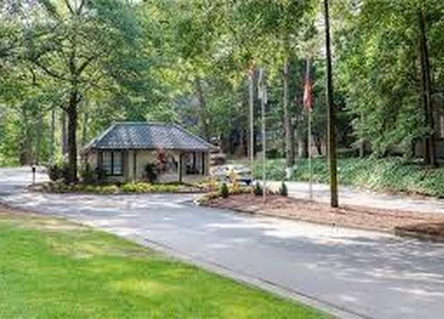 Property at 102 Adrian Pl NW, Atlanta, GA 30327, 2 beds, 2.5 baths