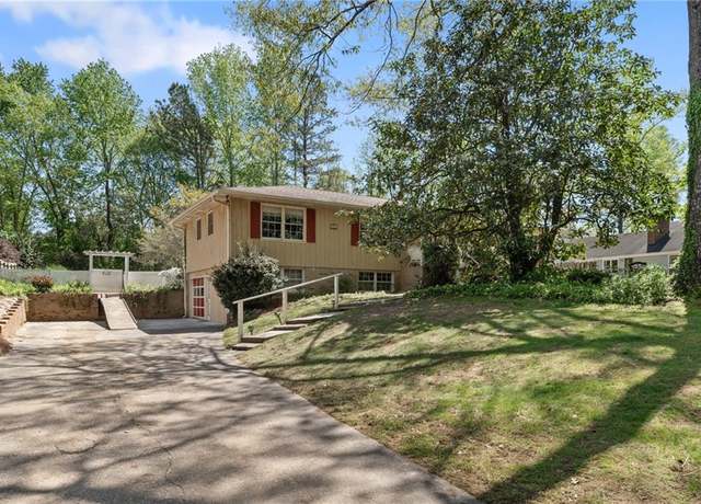 Property at 2062 Cezar Dr NW, Kennesaw, GA 30152, 4 beds, 3 baths