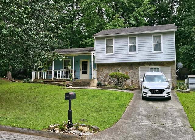 Property at 708 Greenhedge Dr, Stone Mountain, GA 30088, 3 beds, 2 baths