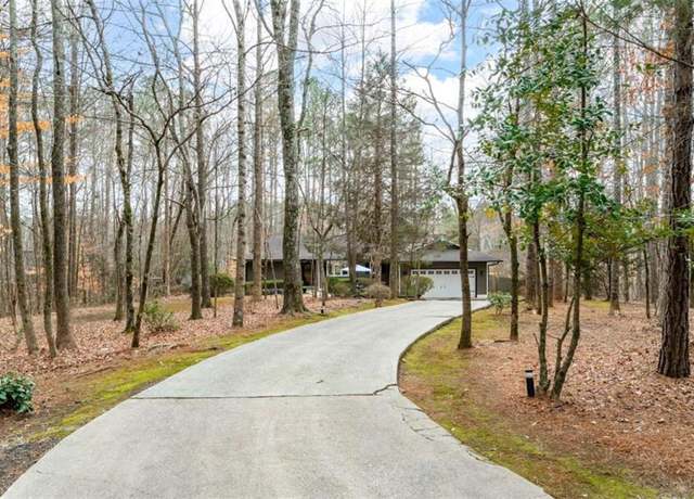 Property at 2796 County Line Rd, Acworth, GA 30101, 3 beds, 2 baths
