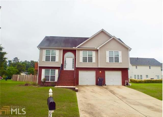 Property at 95 Revere Dr, Fairburn, GA 30213, 5 beds, 3 baths