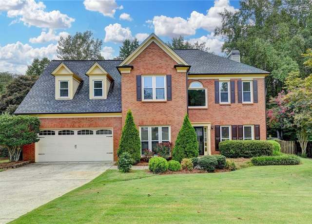 Property at 11750 Ashwick Pl, Alpharetta, GA 30005, 5 beds, 2.5 baths