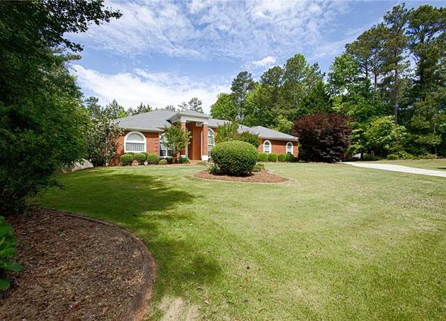 Property at 385 Windermere Cir, Newnan, GA 30265, 4 beds, 3.5 baths